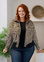 Load image into Gallery viewer, Leopard Cropped Jacket
