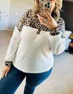 Load image into Gallery viewer, White Leopard Waffle Knit Top
