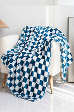 Load image into Gallery viewer, Checkered Throw Blanket
